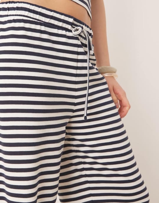 ASOS DESIGN low rise wide leg trouser co-ord in navy and white stripe - Image 3