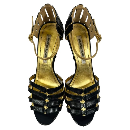 Manolo Blahnik Tvåfärgade Ankelband Sandaler i Svart Läder - Image 6
