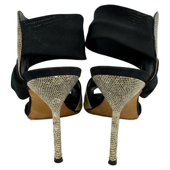 Manolo Blahnik ormskalad snörningssandaler i djurmönstrad läder - Image 4