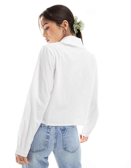 Object tie front shirt with floral embroidery in white - Image 3