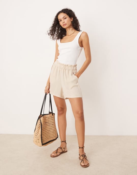 JDY paperbag shorts in beige - Image 1
