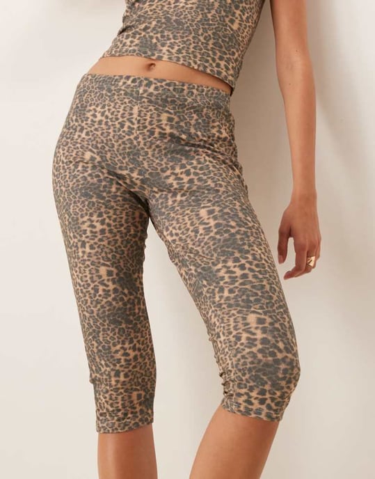ASOS DESIGN leopard print capri legging co-ord - Image 4