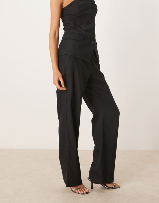 Vila tailored trouser co-ord in black - Image 2