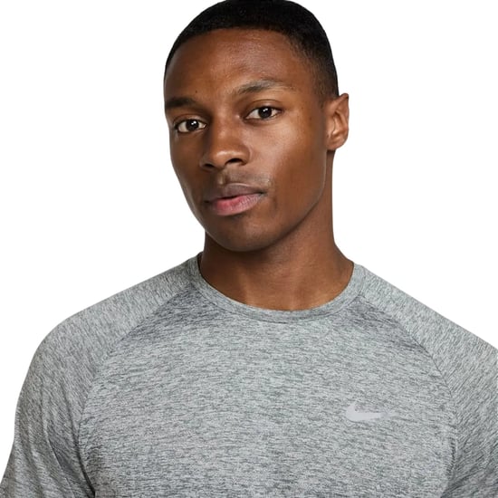 Nike Stride-löpartröja för herr (Rökgrå) - Image 3