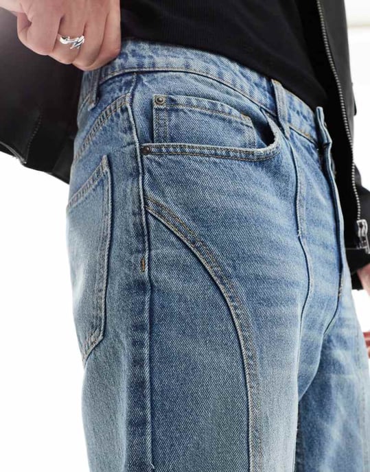 ASOS DESIGN vida flare-jeans med paneldetaljer i mellanfärgad blå - Image 3