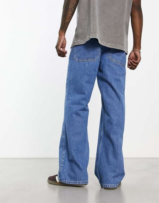 ASOS DESIGN wide flare jeans in mid blue wash - Image 4