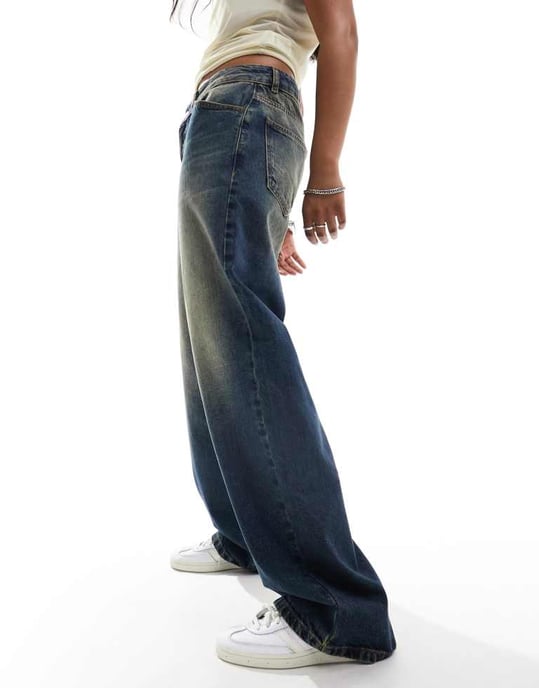 Reclaimed Vintage low rise baggy wide jean in mid blue wash - Image 4