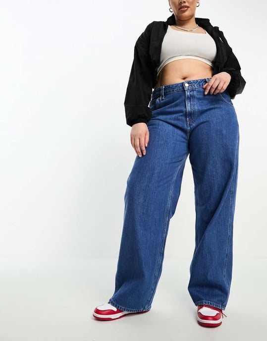 Tommy Jeans Plus låg midja daisy baggy jeans i medtvätt - Image 2