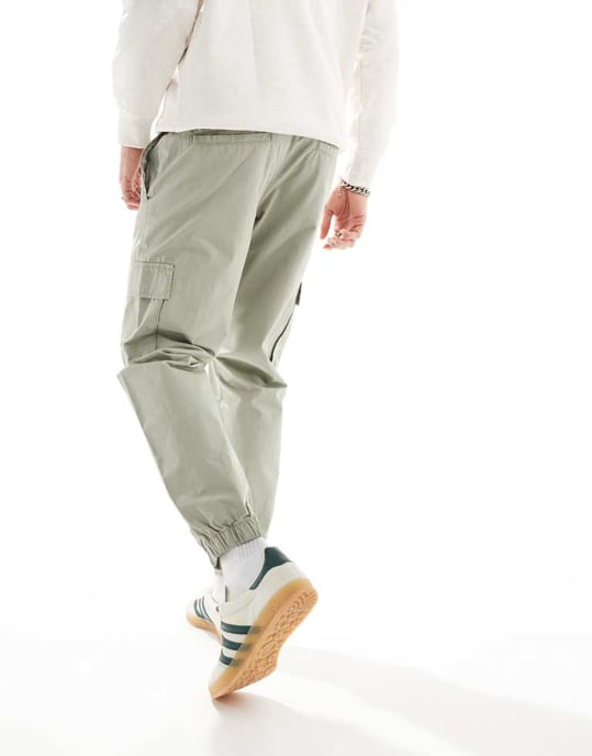 ASOS DESIGN tapered pull on trouser in sage green - Image 3