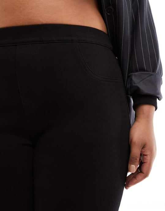 Spanx Plus ankellånga jeggings i svart - Image 3