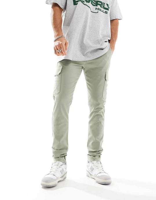 ASOS DESIGN skinny cargo trousers in sage green - Image 4