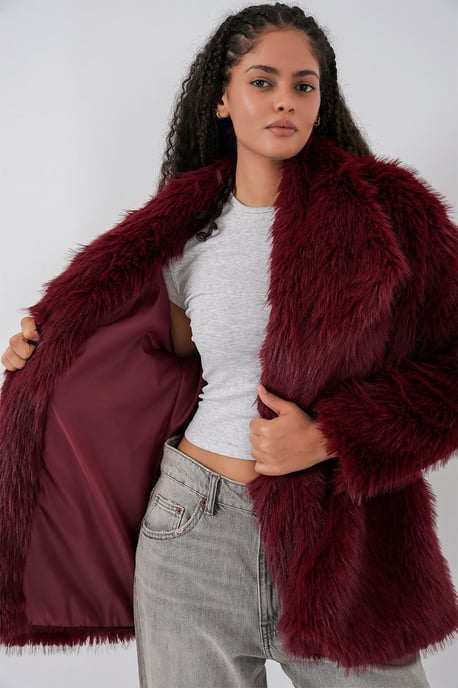 Long Oversized Faux Fur Coat With Belt - Image 4