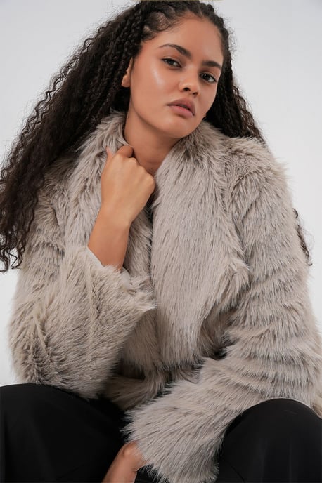 Long Oversized Faux Fur Coat With Belt - Image 3
