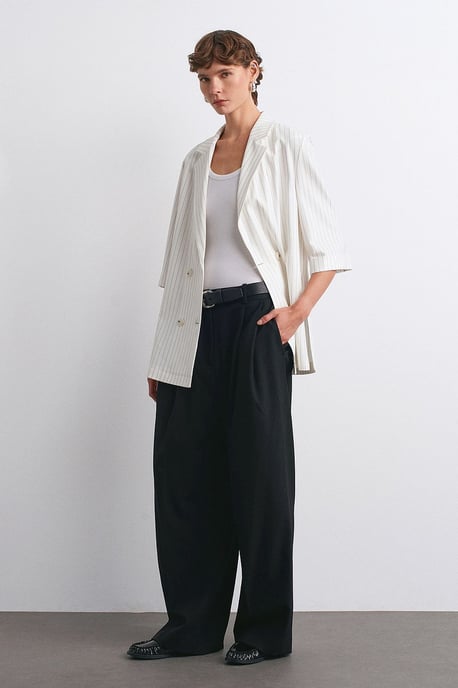 Lange Gevoerde Blazer met Gestreepte Revers - Image 5