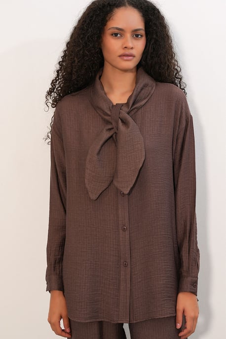Textured Shirt And Wide-Leg Trouser Set - Image 2