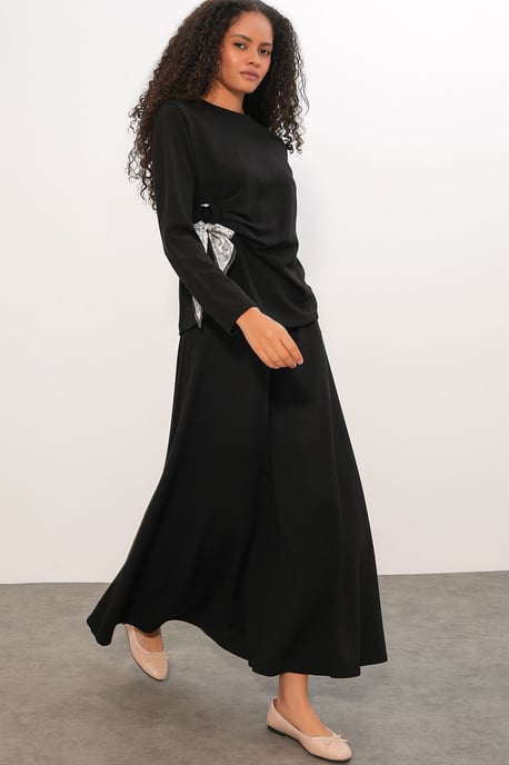 Long Sleeve Blouse And Wide-leg Skirt Coord - Image 3