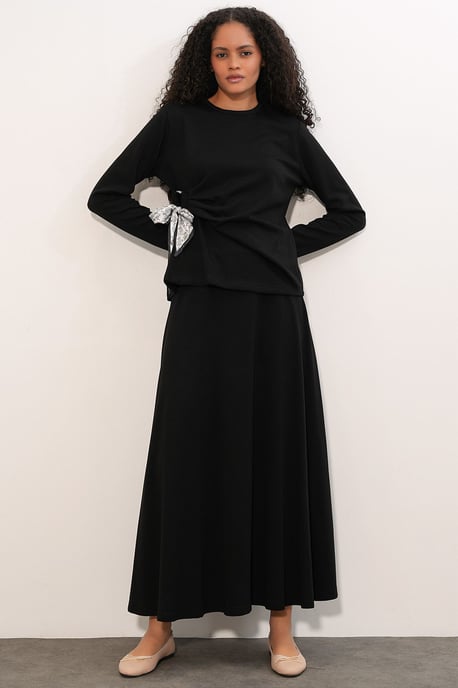 Long Sleeve Blouse And Wide-leg Skirt Coord - Image 4
