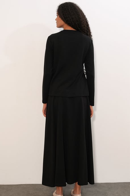 Long Sleeve Blouse And Wide-leg Skirt Coord - Image 6