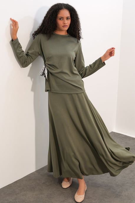 Langarm Blouse en Wijde Rok Set - Image 2