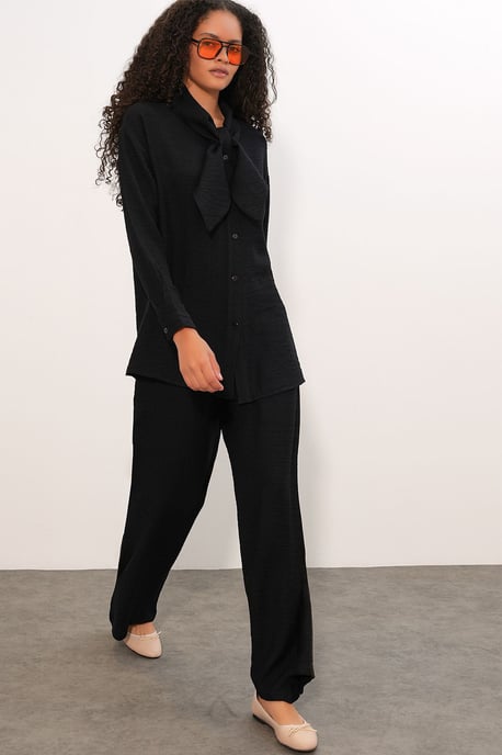 Textured Shirt And Wide-Leg Trouser Set - Image 3