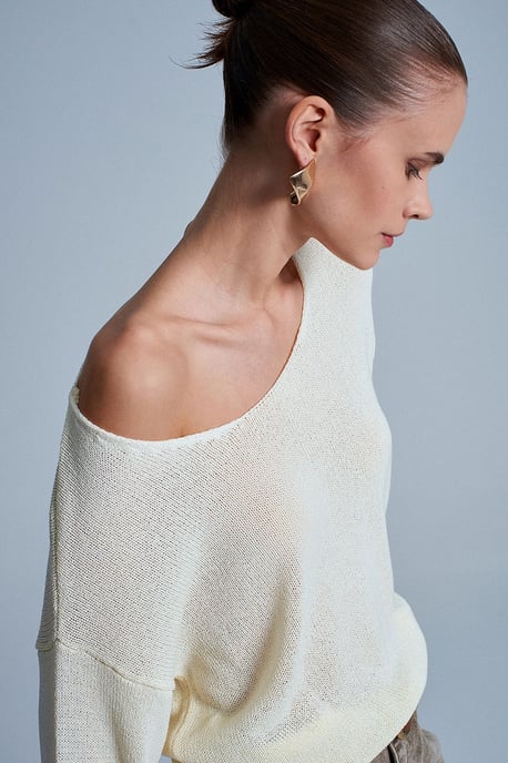 Women's Ribbed Boat-Neck Knit Sweater - Image 3