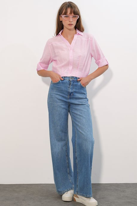 Oversized Crop Shirt - Image 2