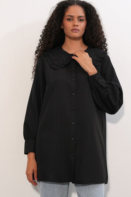 Long-sleeve Textured Shirt With Baby Collar - Image 4