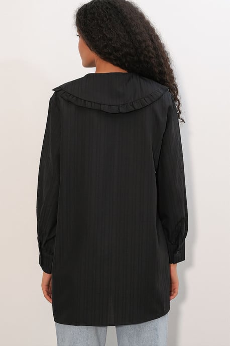 Long-sleeve Textured Shirt With Baby Collar - Image 6