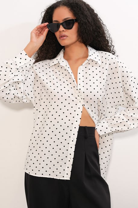 Oversized Polka Dot Crêpe Shirt - Image 3