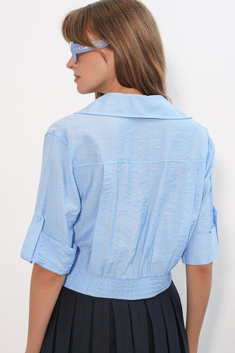 Oversized Crop Shirt - Image 6