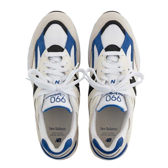New Balance Dames x Teddy Santis 990 V2 Suède Hardloopschoenen (Wit) - Image 3