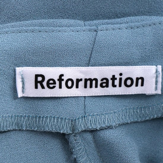 Reformation Midiklänning med fyrkantig halsringning och utskurna detaljer i ljusblå viskos - Image 6