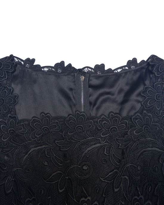 Dolce & Gabbana – Spetsklänning med fyrkantig halsringning i svart viskos - Image 6
