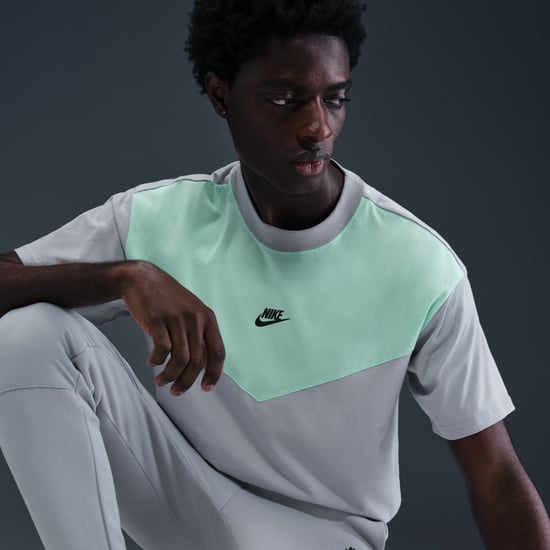 Nike Tech Sportswear Mens Grey Green T-Shirt - Image 2