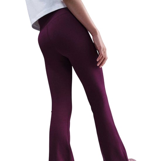 Nike Meisjes Favorieten Uitlopende Legging (Bordeauxrood/Wit) - Image 4