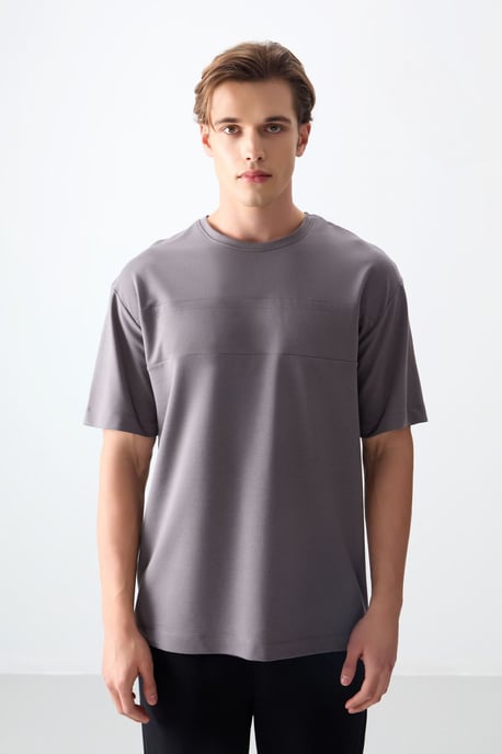 Oversized Col T-shirt - Image 5