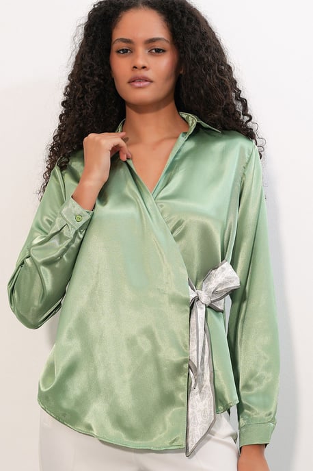 Dames Satin Strik-Voorkant Shirt - Image 3
