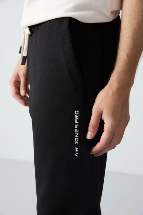 Men's Oversized T-shirt And Pants Set - Image 6