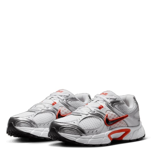 Women's Nike V5 Runner in White/Black - Image 3