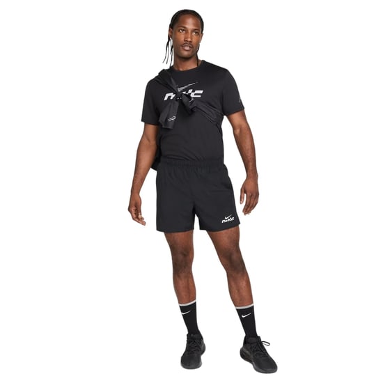 Nike Herr Miler Swoosh Dri-FIT UV Skydd T-Shirt (Svart/Reflekterande) - Image 3