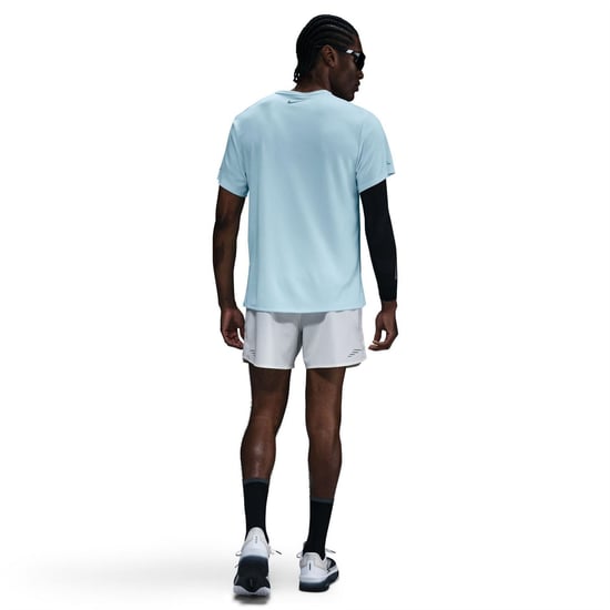 Men's Nike M Nk Df Uv Mile in Glacier Blue/Re - Image 4