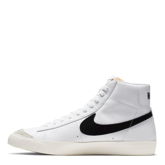 Boys Nike Blazer Mid 77 Vintage Shoes Juniors in White/Black - Image 2