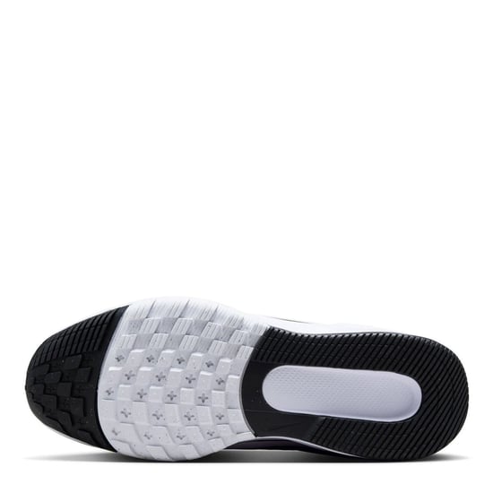 Boys Nike Star Run Lace-Up Low Top Sneakers in Black/White - Image 6
