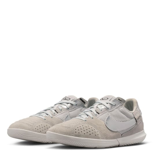 Boys Nike Indoor Football Boots Juniors in Lt Smoke Grey - Image 4