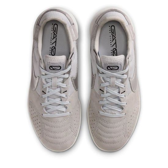 Boys Nike Indoor Football Boots Juniors in Lt Smoke Grey - Image 6
