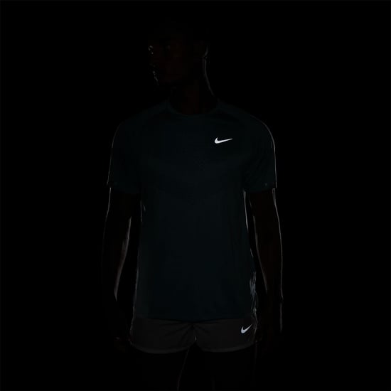 Men's Nike Stride Crew Neck Short Sleeve Jersey Competition T-Shirt in Cannon - Image 6