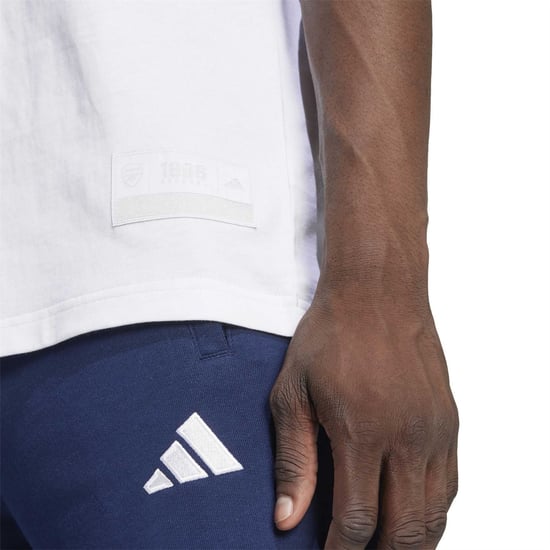 Men's adidas Arsenal Logo Print Crew Neck Short Sleeve T-Shirt in White - Image 4