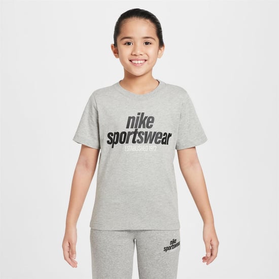 Girls Nike K NSW T Clb FAM in Dk Grey Heather - Image 1
