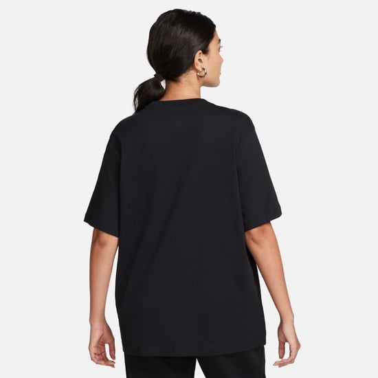 Women's Nike Logo T Shirt Womens in .Black/White - Image 2