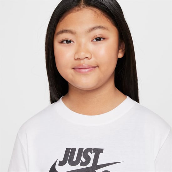 Girls Nike K Nsw T Jdi Hbr in White - Image 3